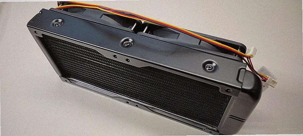 275mm (240mm) Wasser/Ölkühler Wärmetauscher für z.B. PC-CPU Wasserkühlung.