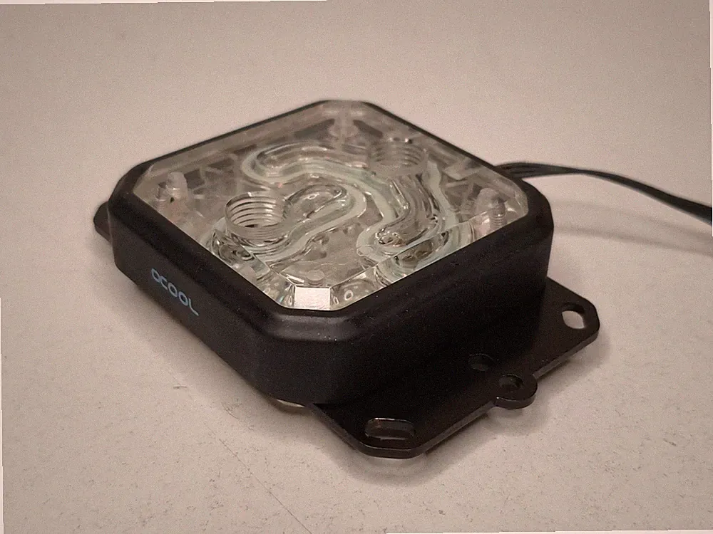 Alphacool Eisblock XPX - AMD AM5 CPU Block Custom Wakü *wie neu* inkl RGB Rahmen