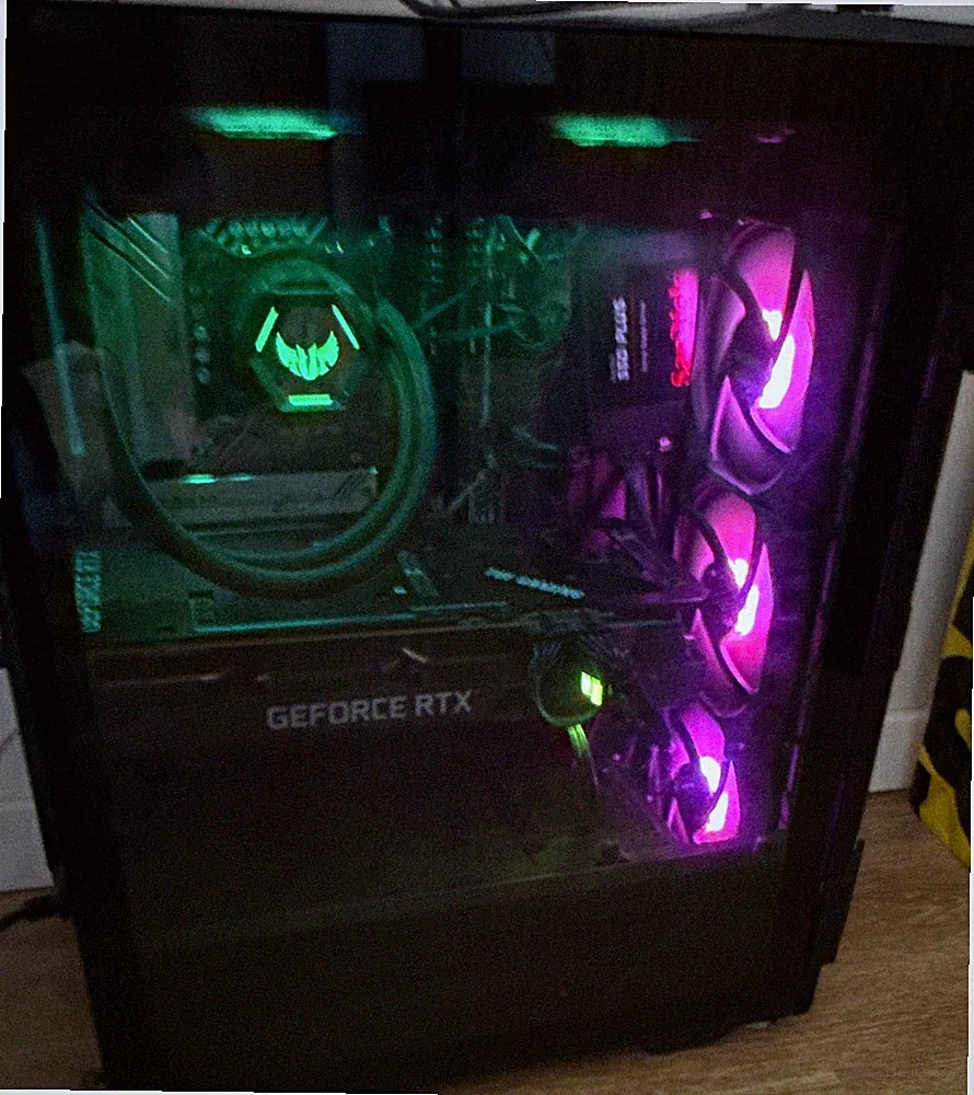 ASUS TUF Gaming Desktop PC RTX 3070, 1 TB SSD, RGB, Asus TUF Wasserkühlung