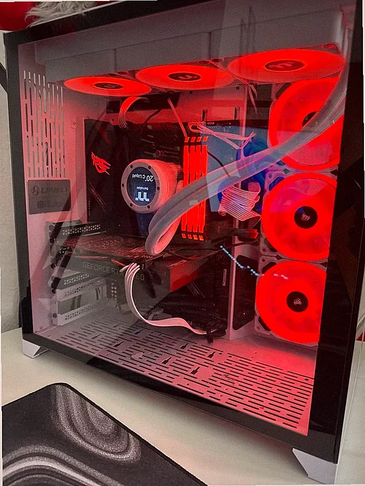 Gaming PC Ryzen 7 5700X3D RTX 2060 32GB RAM Wasserkühlung