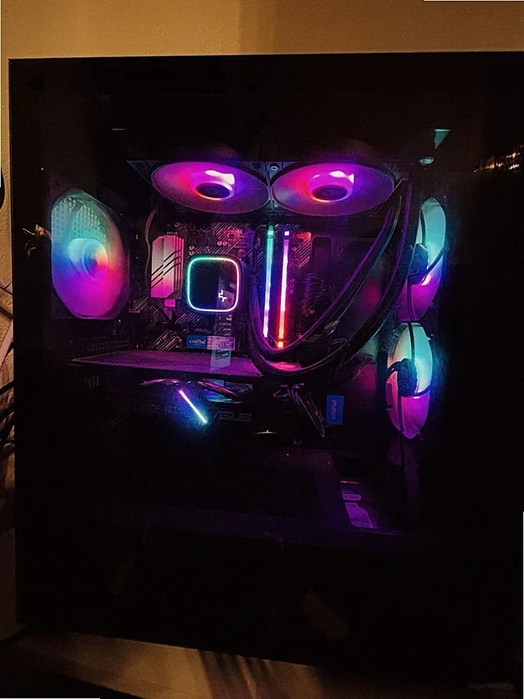 Gaming-PC | Ryzen 7 5800X | RTX 2060 32GB RGB RAM | Wasserkühlung | B550 M-A